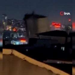 K&uuml;&ccedil;&uuml;k&ccedil;ekmece'de yıkımı yapılan bina &ccedil;&ouml;kt&uuml;