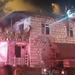 Elazığ'da yanan evde &ouml;l&uuml; bulunan &ccedil;iftin v&uuml;cutlarında kurşun izleri tespit edildi
