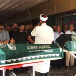 Maltepe'de kiracı dehşeti! &Ouml;ld&uuml;r&uuml;len karı koca defnedildi 