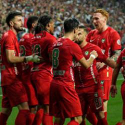 Orban'dan hat-trick! Amed, Başakşehir'e gol yağdırdı
