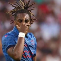 S&uuml;per Lig devinin 30 milyon euro teklif ettiği golc&uuml;y&uuml; başkan bizzat a&ccedil;ıkladı!