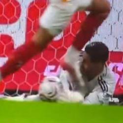 Rams Park'ta VAR devrede! Gol iptal edildi