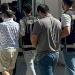 Yurt dışına ka&ccedil;maya &ccedil;alışıyorlardı! Yakayı ele verdiler