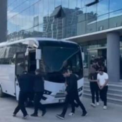 Bursa'da operasyon! Kadın kılığına girip evlilik vaadiyle tuzağa &ccedil;ektiler: 10 tutuklu 