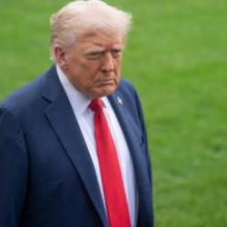 ABD'den yeni cephe hamlesi: Trump d&uuml;ğmeye bastı! Silahların rotası değişti