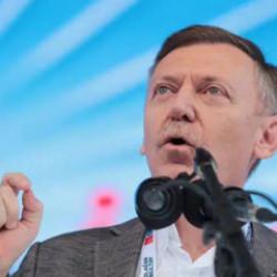 CHP&rsquo;de ilk genel başkan adayı belli oldu!