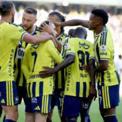 Fenerbah&ccedil;e 1088 g&uuml;n sonra bir ilki yaşadı!