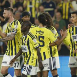 Fenerbah&ccedil;e-Ey&uuml;pspor! İlk 11'ler belli oldu