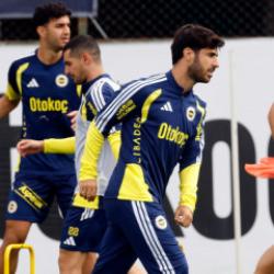 Fenerbah&ccedil;e'de Ey&uuml;pspor mesaisi devam ediyor!