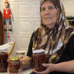 Gaziantep'te dikkat &ccedil;eken lezzet! "Kabuktan re&ccedil;el mi olur?" diyenleri dinlemedi, yaptı 