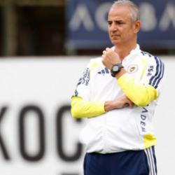 İsmail Kartal&rsquo;dan Ey&uuml;pspor ma&ccedil;ı &ouml;ncesi taraftara &ccedil;ağrı