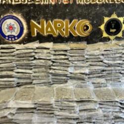 İstanbul'da dev operasyon: 409 kilo skunk ele ge&ccedil;irildi