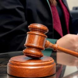 İstanbul'daki adliyelerde menfaat &ccedil;etesine darbe: 2&rsquo;si avukat 5 kişi yakalandı