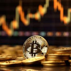 Kripto piyasasında Fed depremi: Bitcoin d&uuml;şt&uuml;, altcoinler şaha kalktı