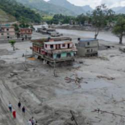 Nepal'deki sel felaketinde tablo ağırlaşıyor!