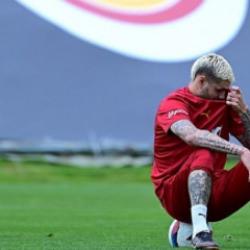 Nereden nereye! &Uuml;nl&uuml; teknik direkt&ouml;r Icardi'yi takımda istemedi