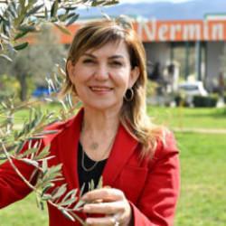 Nermin Hanım Zeytinliği, &ouml;d&uuml;ll&uuml; zeytinyağlarıyla ABD pazarına a&ccedil;ıldı