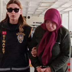 &Ouml;l&uuml;m&uuml; ş&uuml;pheli bulundu, takibe alınan eşi Yunanistan sınırında yakalandı