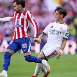 Real Madrid derbide yıkıldı! Zirvede fark a&ccedil;ılıyor
