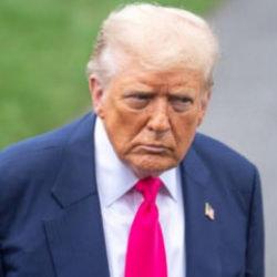 Trump'tan d&uuml;nyayı rahatlatacak petrol a&ccedil;ıklaması: Rusya ve Ukrayna'nın kararını a&ccedil;ıkladı