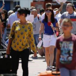 Rusların T&uuml;rkiye tatili i&ccedil;in b&uuml;t&ccedil;e alarmı! 2027 yazı i&ccedil;in planlara başladılar