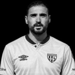 1. Lig ekibini sarsan &ouml;l&uuml;m! 25 yaşındaki futbolcu Tolga Kalender, hayatını kaybetti