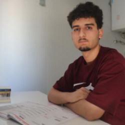 Perdeyle ikiye b&ouml;l&uuml;nen 18 metrekarelik konteynerde tıp kazandı 