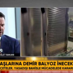 Adalet Bakanı Akın G&uuml;rlek: Başlarına demir balyoz inecek