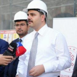 AK Partili İnan: &Ouml;zel'in sorumluluğu varsa bu eseri g&ouml;rd&uuml;kten sonra &ouml;z&uuml;r diler