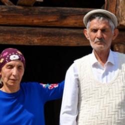 Artvin'de azim dolu yaşam: G&ouml;rmedikleri k&ouml;y&uuml; ezberlediler