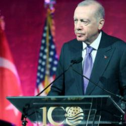 Başkan Erdoğan k&uuml;rs&uuml;den seslendi: Seni de bekliyoruz