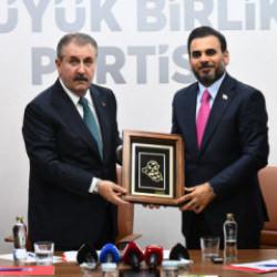 BBP lideri Destici Irak heyetiyle g&ouml;r&uuml;şt&uuml;: G&uuml;ndem Kalkınma Yolu ve ter&ouml;rle m&uuml;cadele