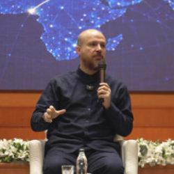 Bilal Erdoğan: İslam d&uuml;nyasının birlikte g&uuml;&ccedil;l&uuml; olmasına &ouml;nc&uuml;l&uuml;k edebiliriz