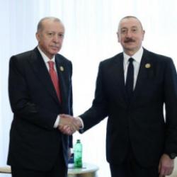 Cumhurbaşkanı Erdoğan'dan Azerbaycan Cumhurbaşkanı Aliyev'e "Anım G&uuml;n&uuml;" telefonu