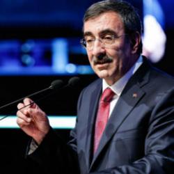 Cumhurbaşkanı Yardımcısı Yılmaz: T&uuml;rkiye merkez &uuml;lke olma anlayışına vurgu yapmalı!