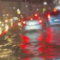 İstanbul'da sağanak etkili oldu