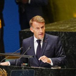 Macron "Hi&ccedil; kimseyi su&ccedil;lamak istemiyorum" dedi: H&uuml;rm&uuml;z i&ccedil;in a&ccedil;tı ağzını yumdu g&ouml;z&uuml;n&uuml;!
