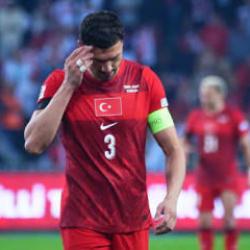 Merih Demiral: Hakemin yanına gittim ve...