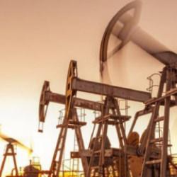 Petrolde tansiyon d&uuml;şt&uuml;! Fiyatlar gerileyebilir