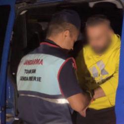 Polisin uyarı ateşine de aldırmadı: Alkoll&uuml; trafik canavarı 40 kilometre ka&ccedil;tı