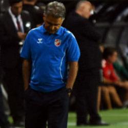 Taraftar istifaya davet etti! TFF 3. Lig ekibinin hocası g&ouml;revi bıraktı