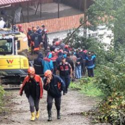Trabzon'da heyelan: Bir kişi hayatını kaybetti