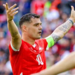 Uluslar Ligi &ouml;ncesi Xhaka şoku! 'Aşı' soruşturması nedeniyle kadro dışı kaldı