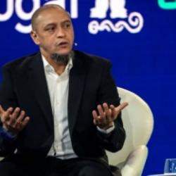 'Yaptığım hataları yapmasınlar diyen Roberto Carlos'tan g&uuml;ndem olan itiraf!