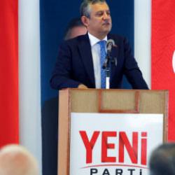 YENİ Parti'nin isminde değişiklik sinyali: K&uuml;&ccedil;&uuml;k bir d&uuml;zenleme...