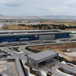 Malatya Havalimanı&rsquo;nda dev d&ouml;n&uuml;ş&uuml;m! Yolcu kapasitesi 2,5 milyona &ccedil;ıkarıldı