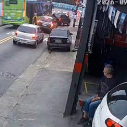 Freni patlayan otob&uuml;s dehşet sa&ccedil;tı!