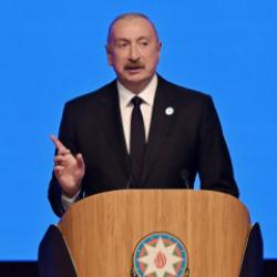 Aliyev&rsquo;den İran ve Rusya&rsquo;ya mesaj: Herkes yerini bilsin