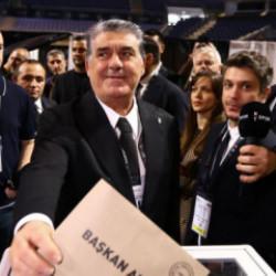 Başkan Serdal Adalı, oyunu kullandı: ALLAH utandırmasın