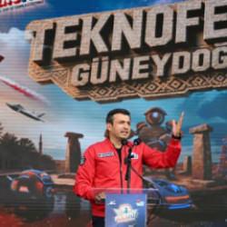 Bayraktar'dan TEKNOFEST gen&ccedil;liğine mesaj: 'Yapamazsınız' diyenlere inat!